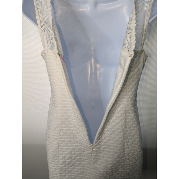 Lilly Pulitzer Sofia Resort  White Lace Shift Dress Mini Eyelet Detail Size 0 - Picture 7 of 10